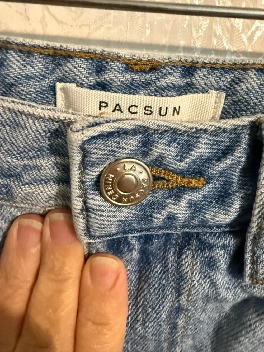 PacSun 90’s Boyfriend Light Blue High Waist Distressed Straight Jeans, Sz‎ 26x32
